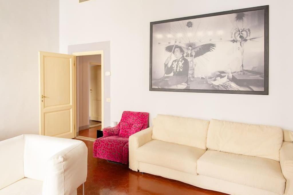 Elegant Apartment Near Piazza Della Signoria Florença Exterior foto