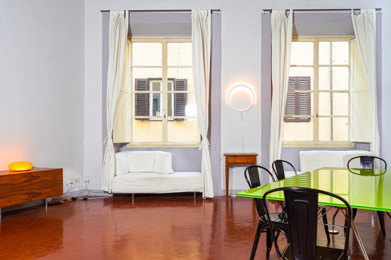 Elegant Apartment Near Piazza Della Signoria Florença Exterior foto