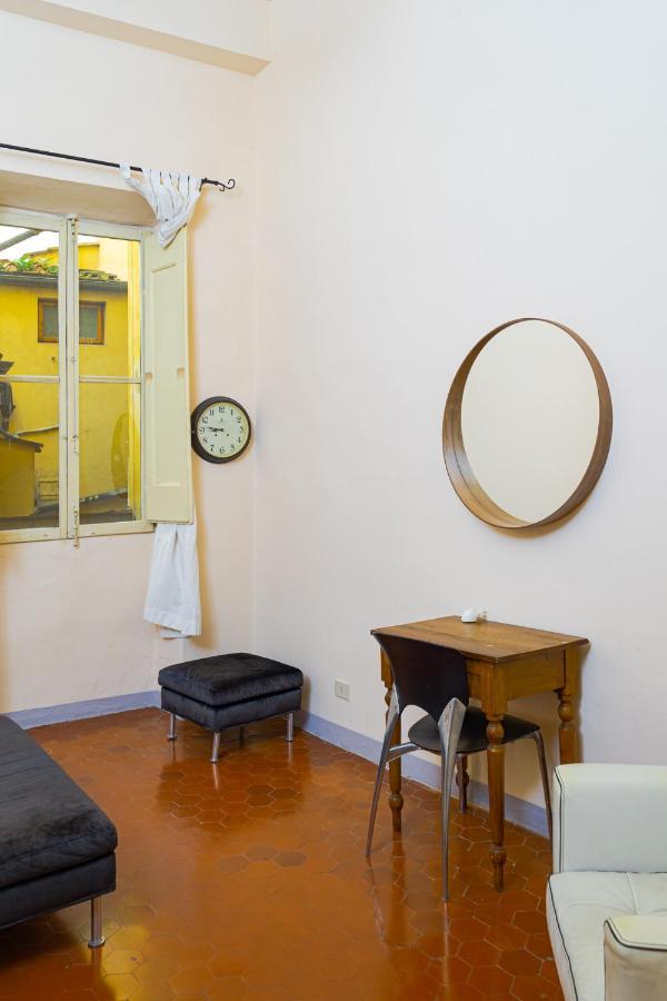 Elegant Apartment Near Piazza Della Signoria Florença Exterior foto